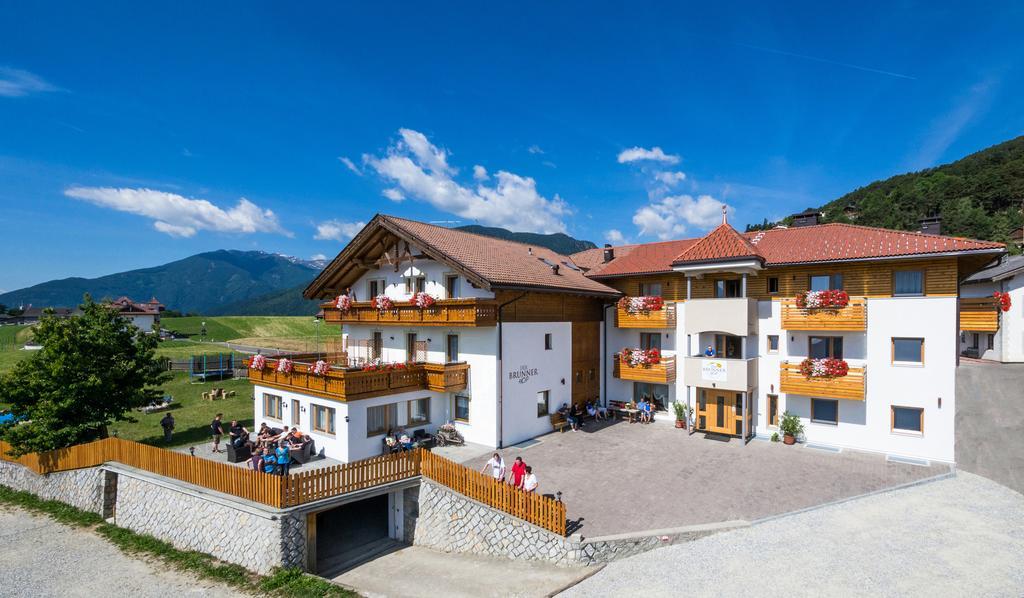 Der Brunnerhof Hotel Rio di Pusteria Bagian luar foto